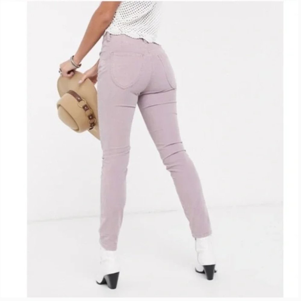 Free People Lavender Skinny Cords Button Fly 26 long - Picture 3 of 8
